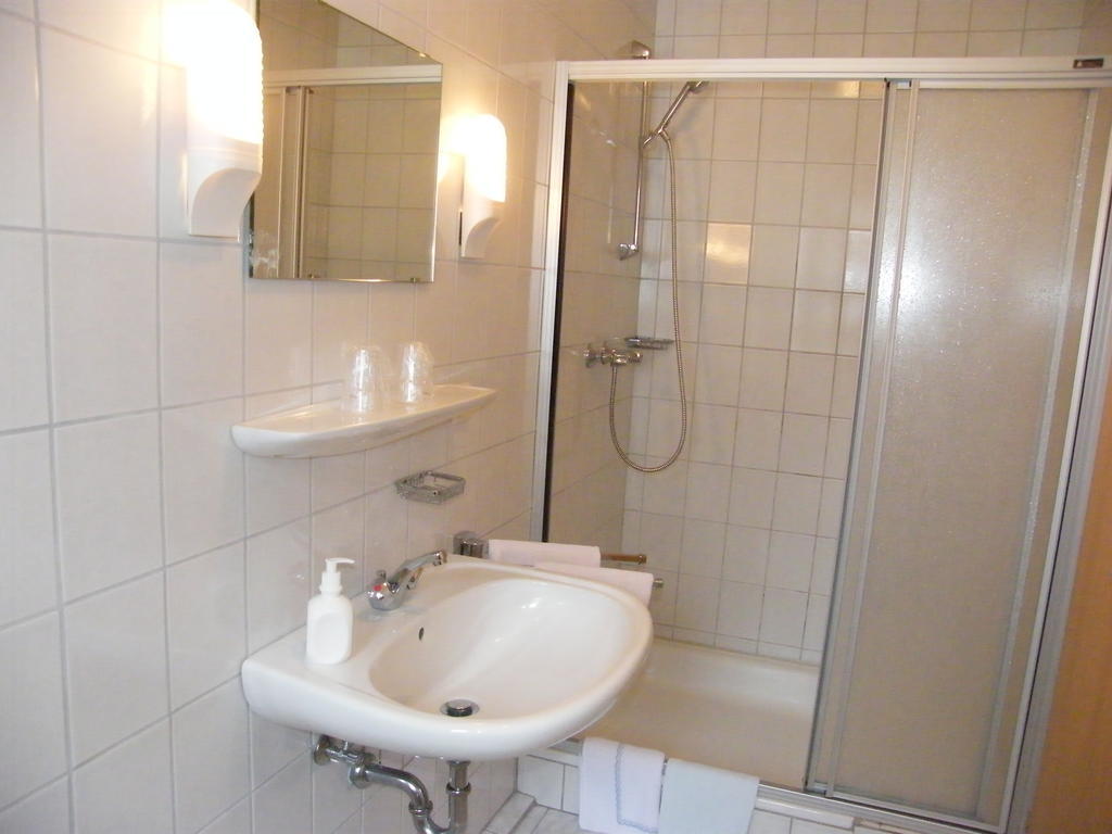 Gasthaus Hotel Pfeifferling Wolfhagen Szoba fotó
